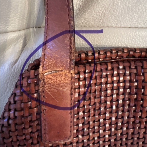 Americana by Sharif Brown Leather, handle is damage, see photos. - Picture 6 of 7